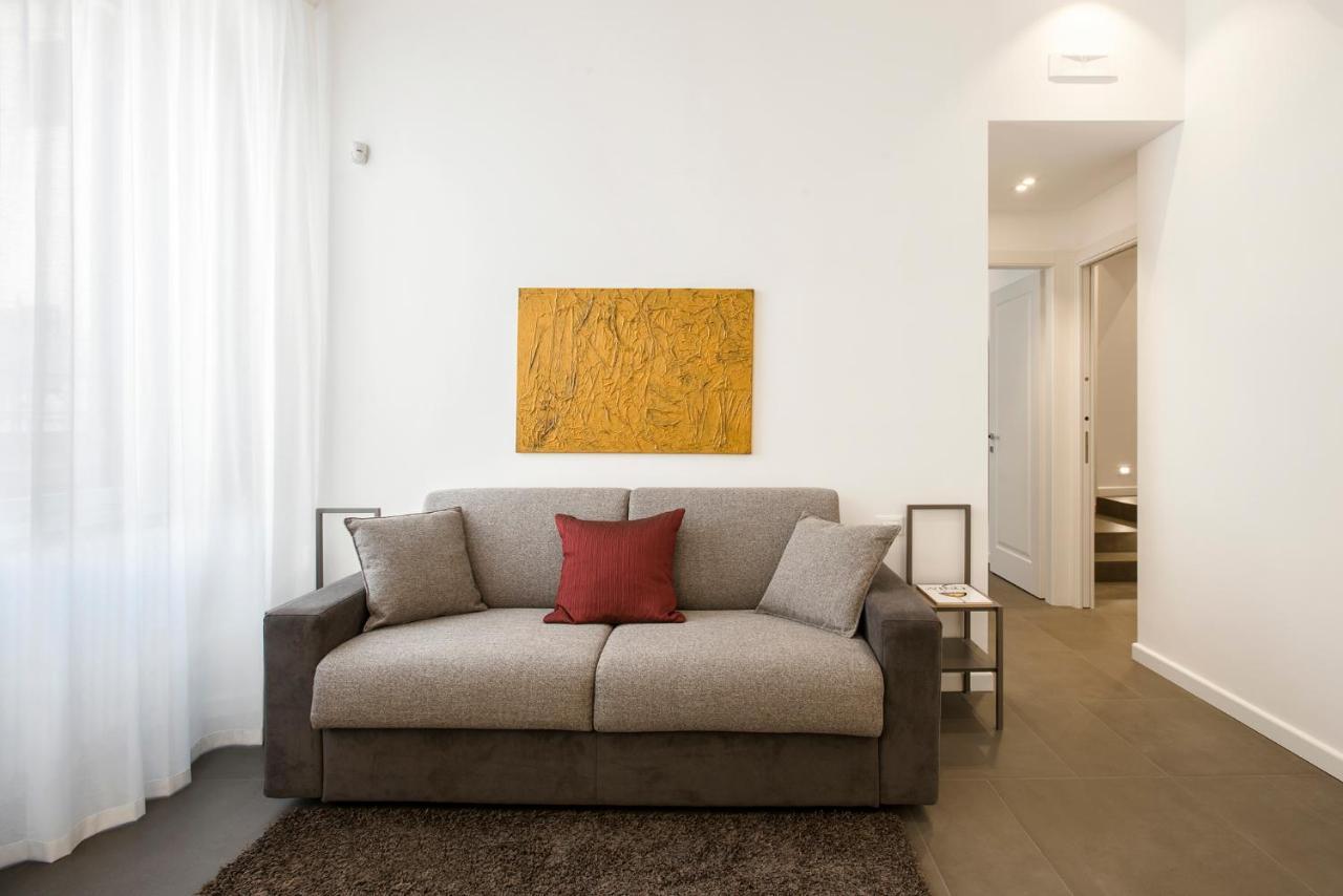 Residenza Fontanella Barberini By Spanish Steps Roma Exterior foto
